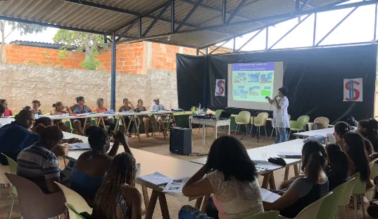 Alunos do Projeto Transforma em Palestra