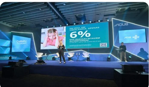 Raquel Garcia no palco do Collab Inovação 2026